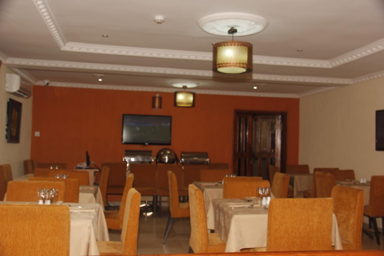 Crown Cottage Hotel 이케야 외부 사진